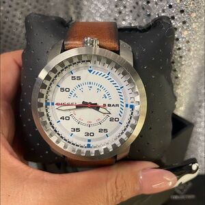 NWT! Diesel men’s watch